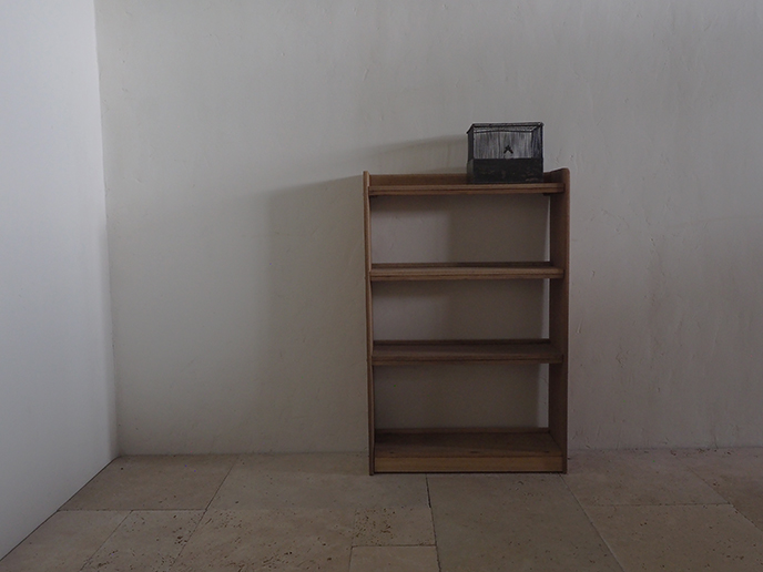 古家具 小さめサイズの４段本棚 ブックシェルフ | MANSIKKA
