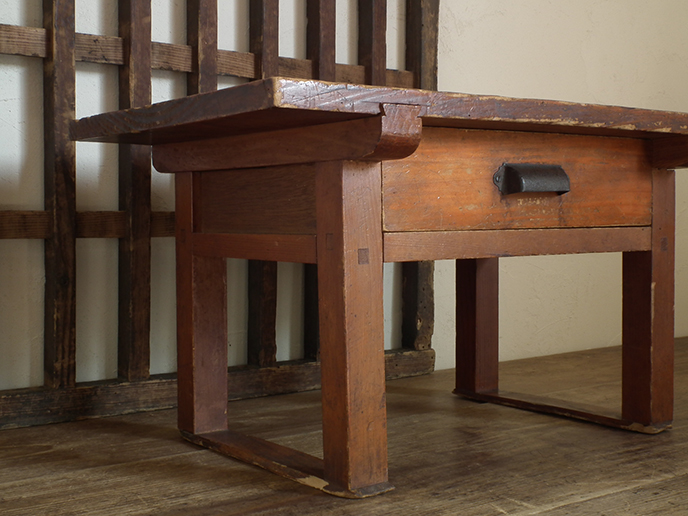 A00183 アンティーク 引き出し1杯 小振りな木製文机 平机 | MANSIKKA antiques