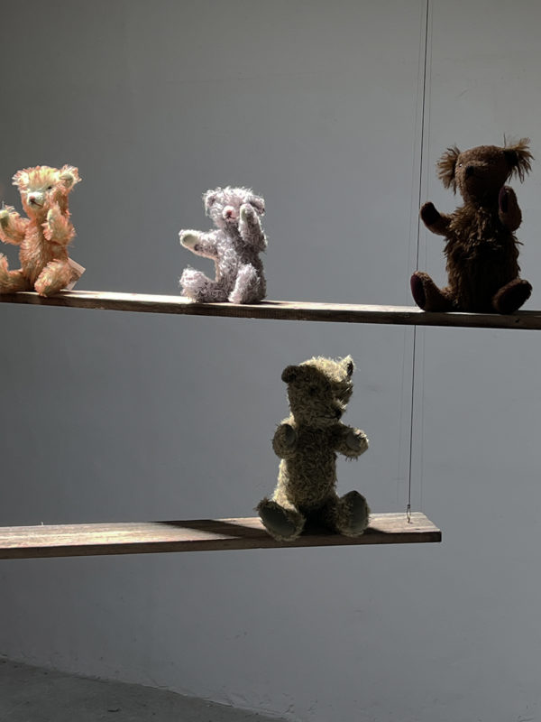 外間宏政のテディベア作品