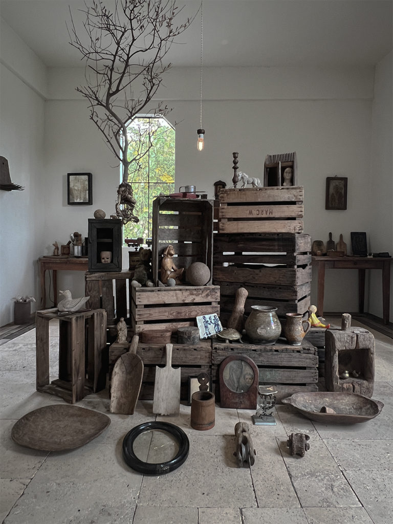 ルーマニアアンティークとブルガリアアンティーク